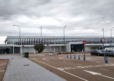 Gestor de Residuos R-12. Instalaciones Zonas Desmantelamientos de Aeronaves. Aeroport de Castelló. Benlloch. (Castellón).